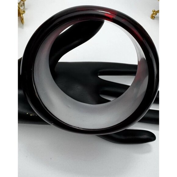 Vintage Red And Black Lucite Wide Bangle Bracelet 8.5” Retro Chunky Transparent - Picture 9 of 10